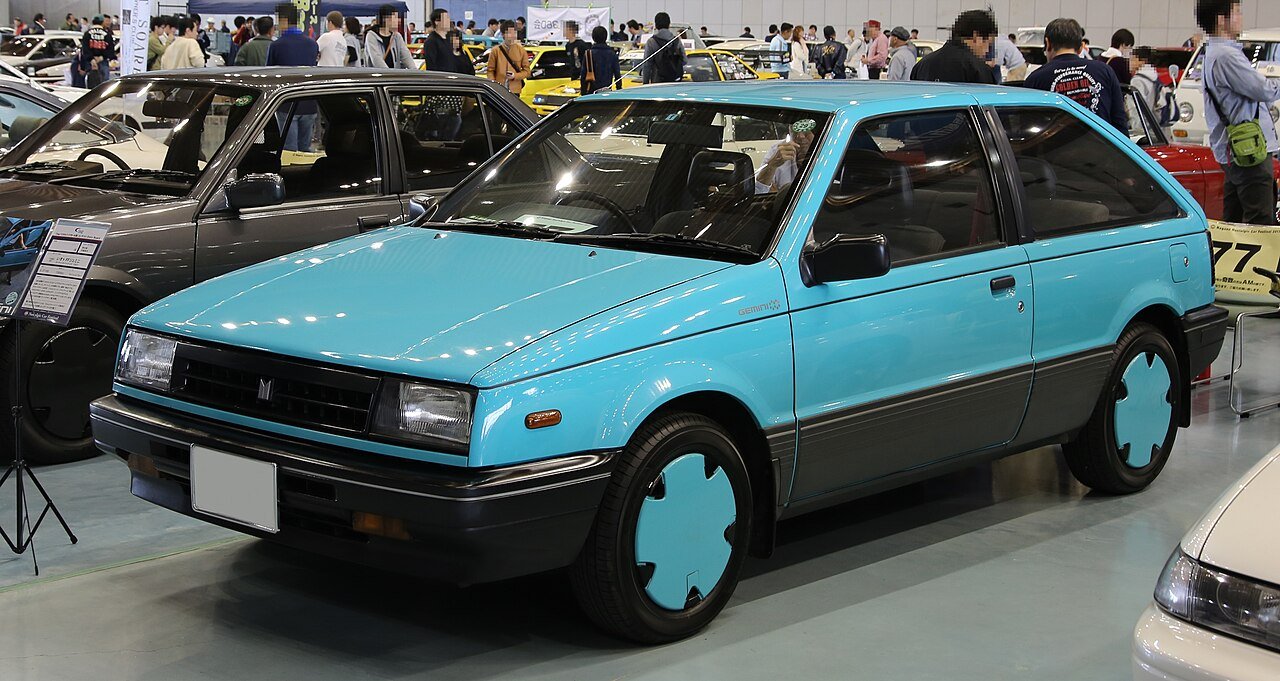 Isuzu Gemini Седан