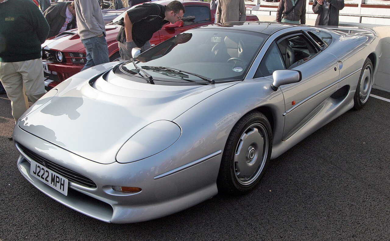 Jaguar XJ220 Купе