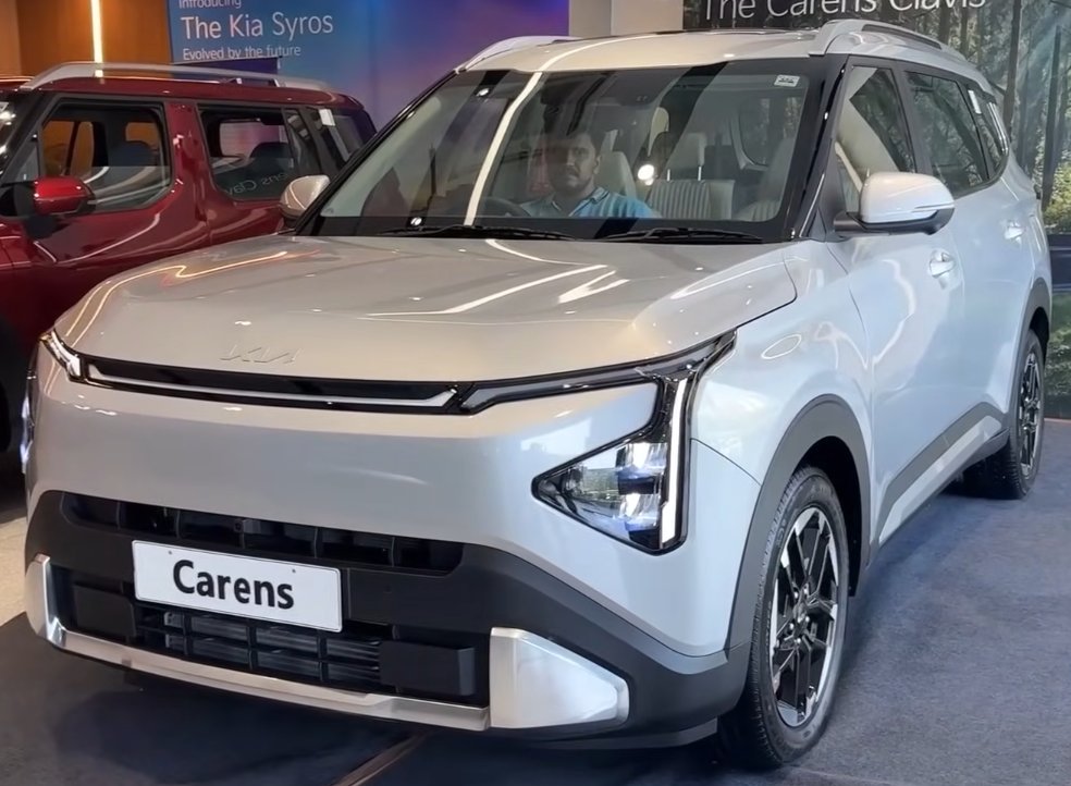 KIA Carens Микровэн