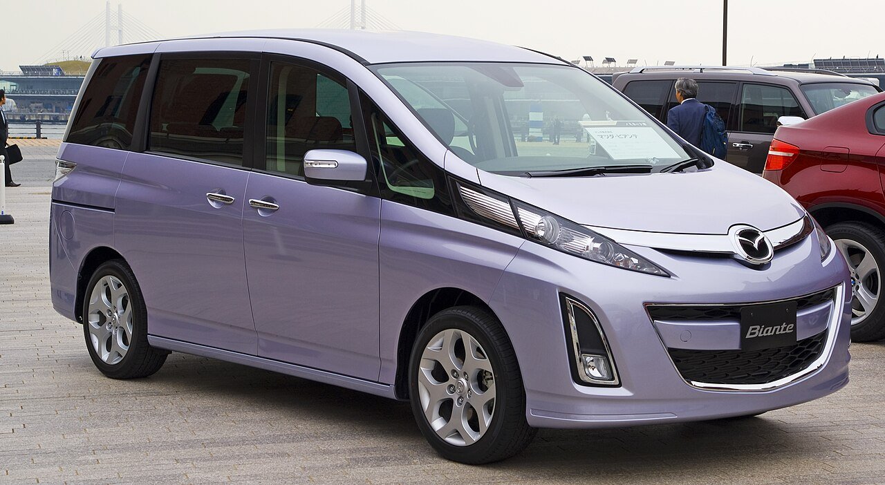 Mazda Biante Микровэн