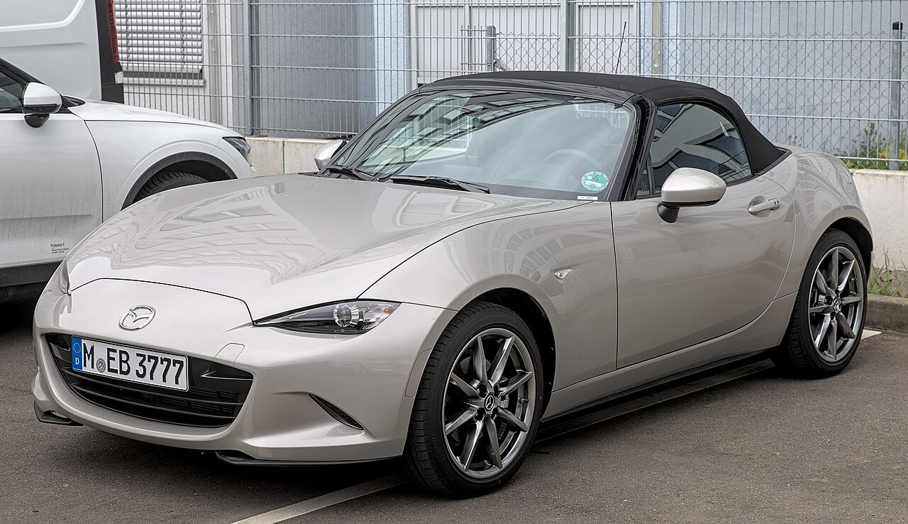 Mazda MX-5 Родстер