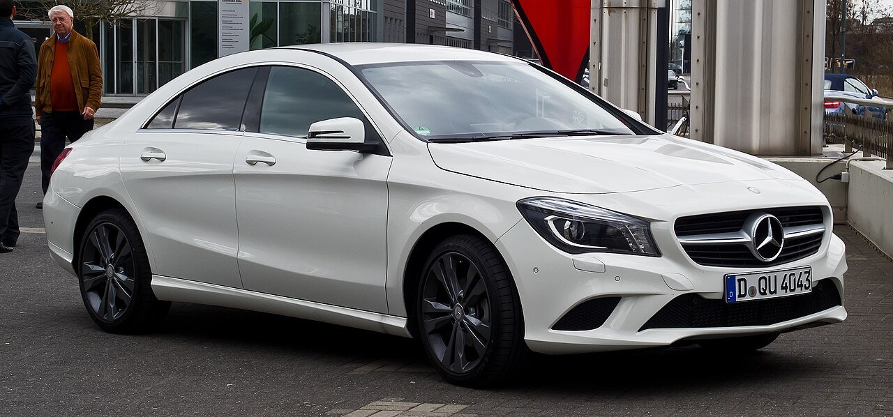 Mercedes CLA-Class Седан