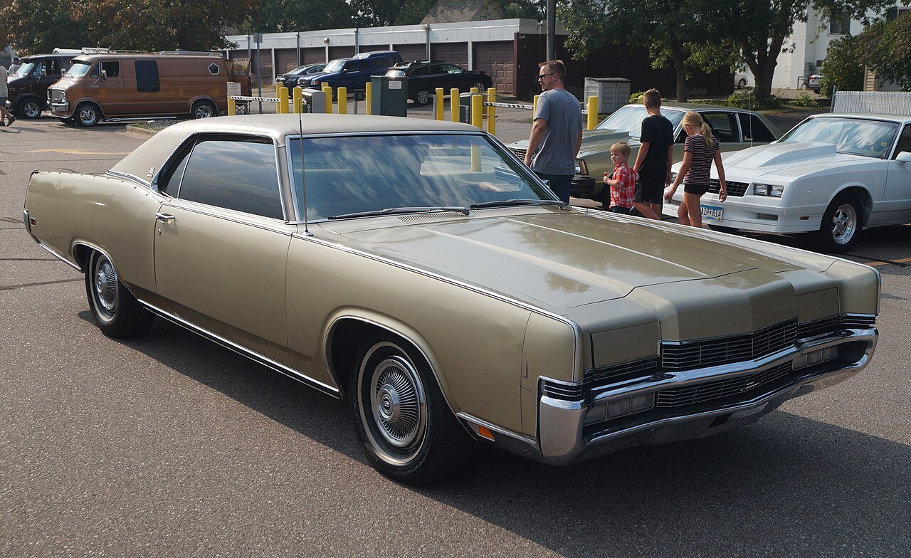 Mercury Marquis Седан (2 дв.)