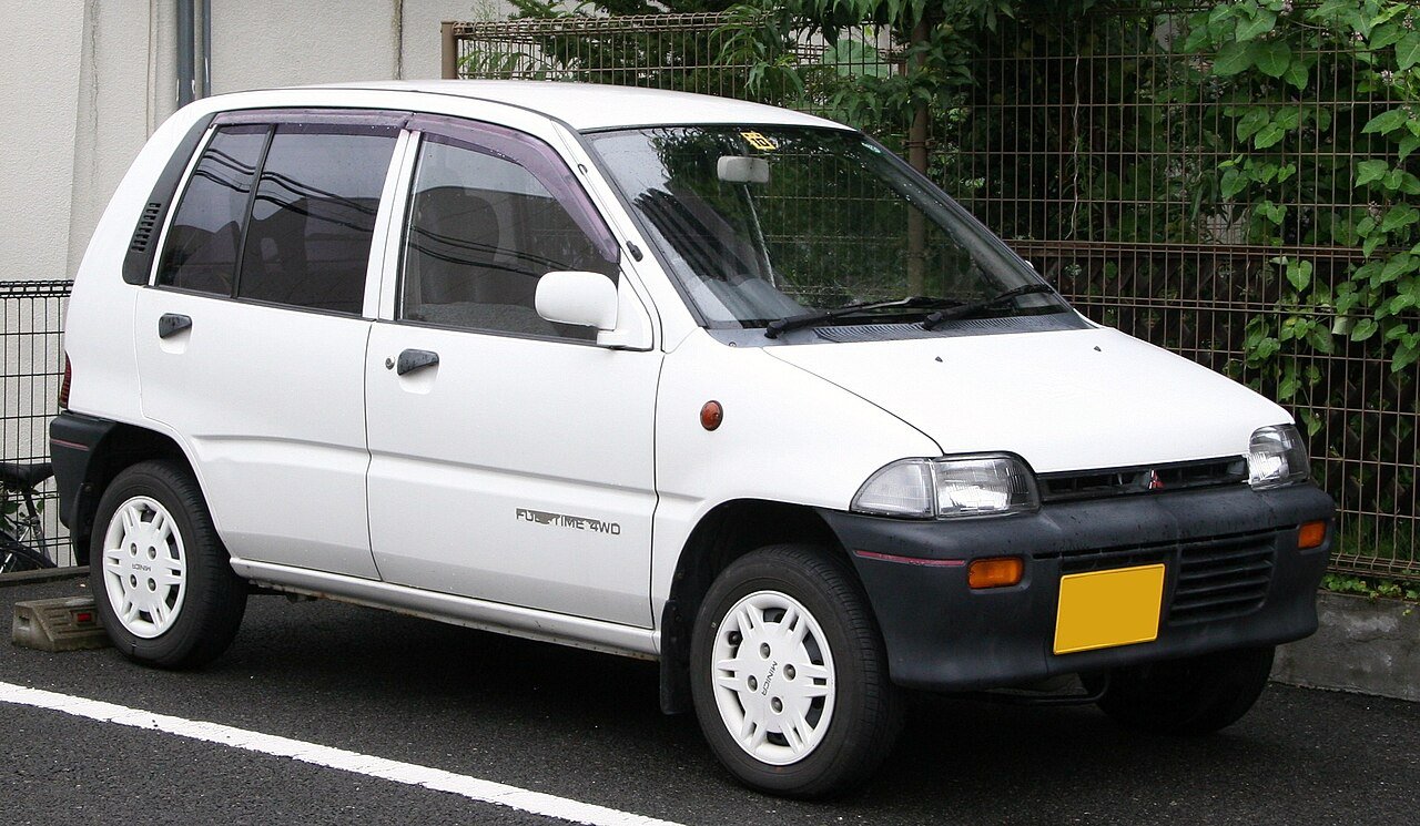 Mitsubishi Minica Хэтчбек (5 дв.)