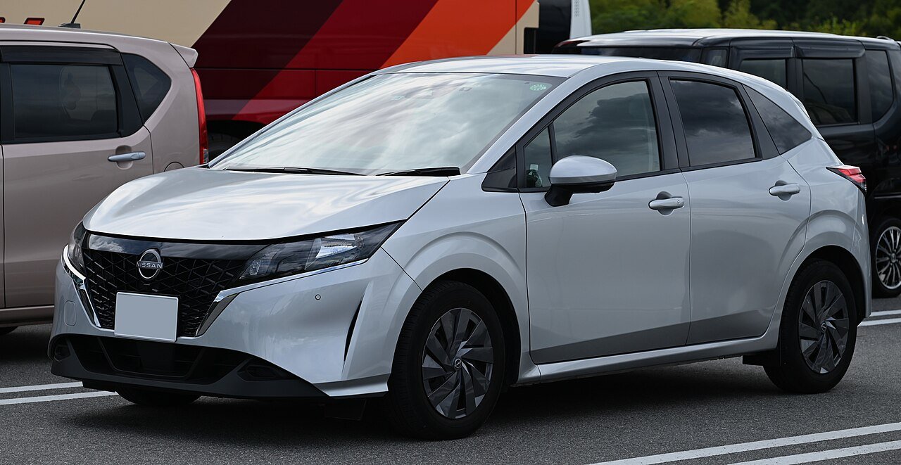 Nissan Note Хэтчбек (5 дв.)