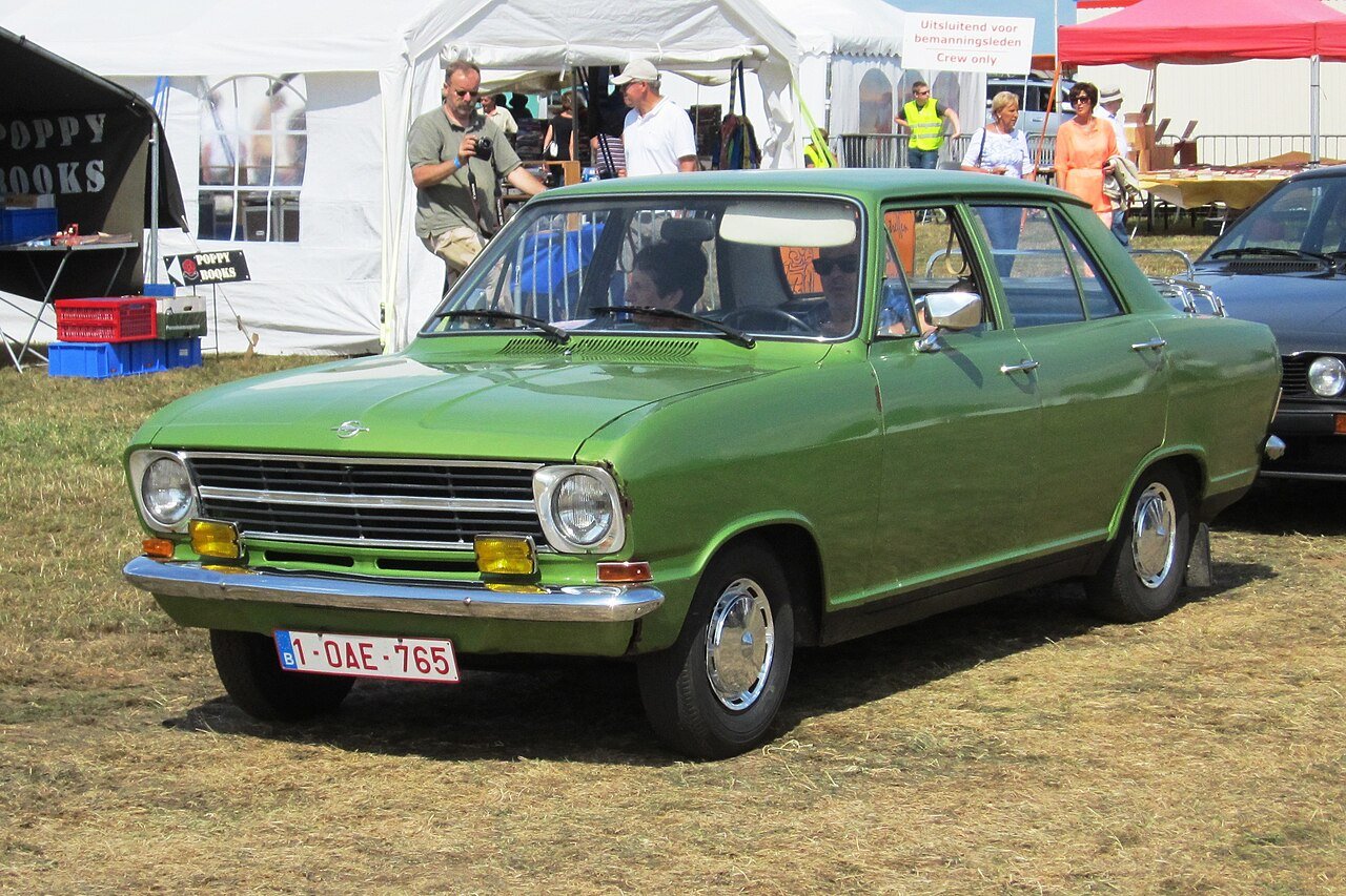 Opel Astra Хэтчбек (5 дв.)