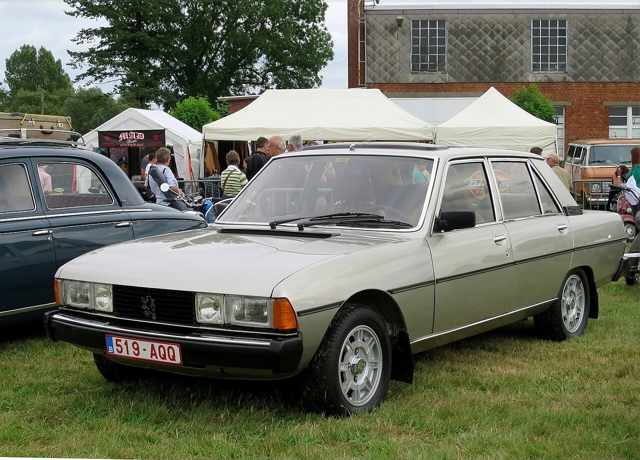 Peugeot 604 Седан