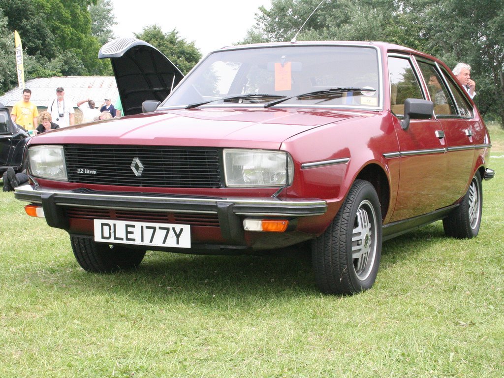 Renault 30 Хэтчбек (5 дв.)