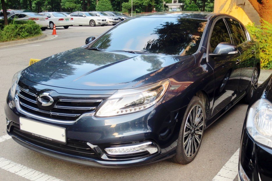 Samsung SM5 Седан