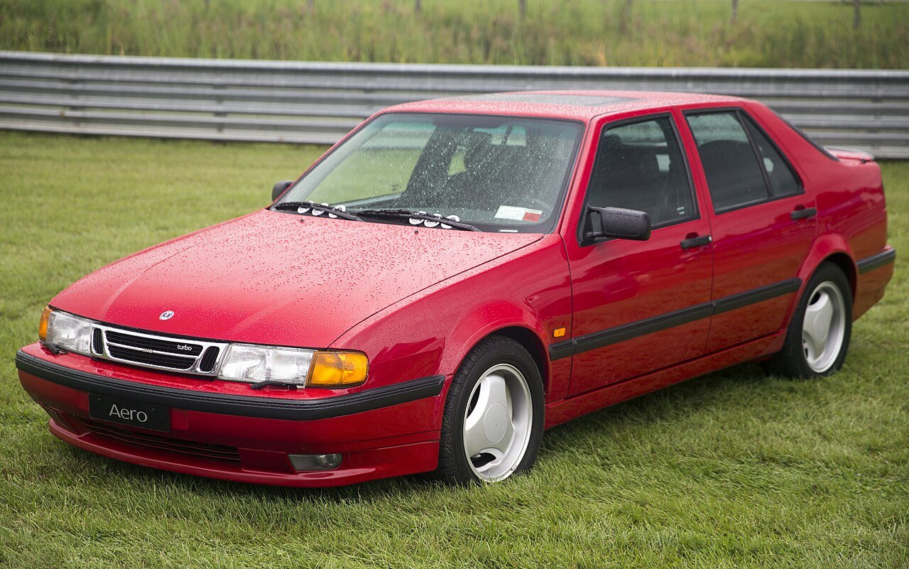 SAAB 9000 Лифтбек (5 дв.)