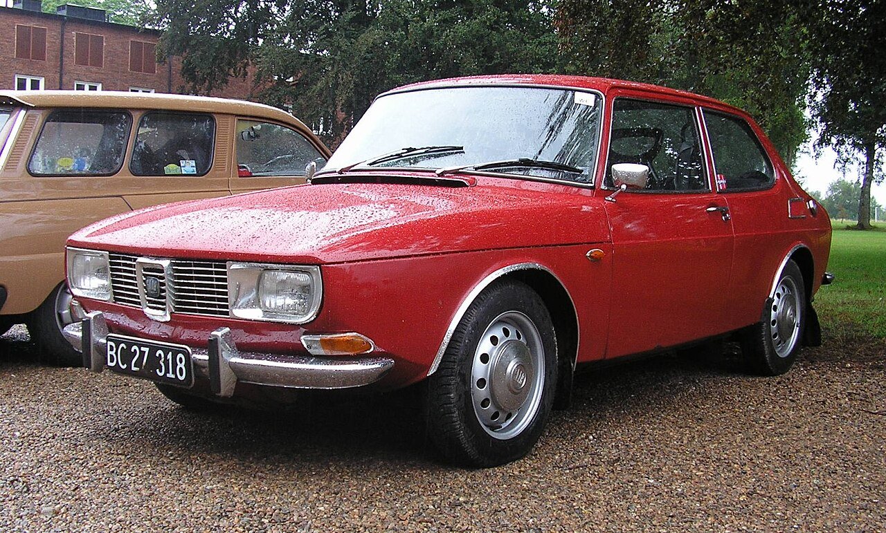 SAAB 99 Седан