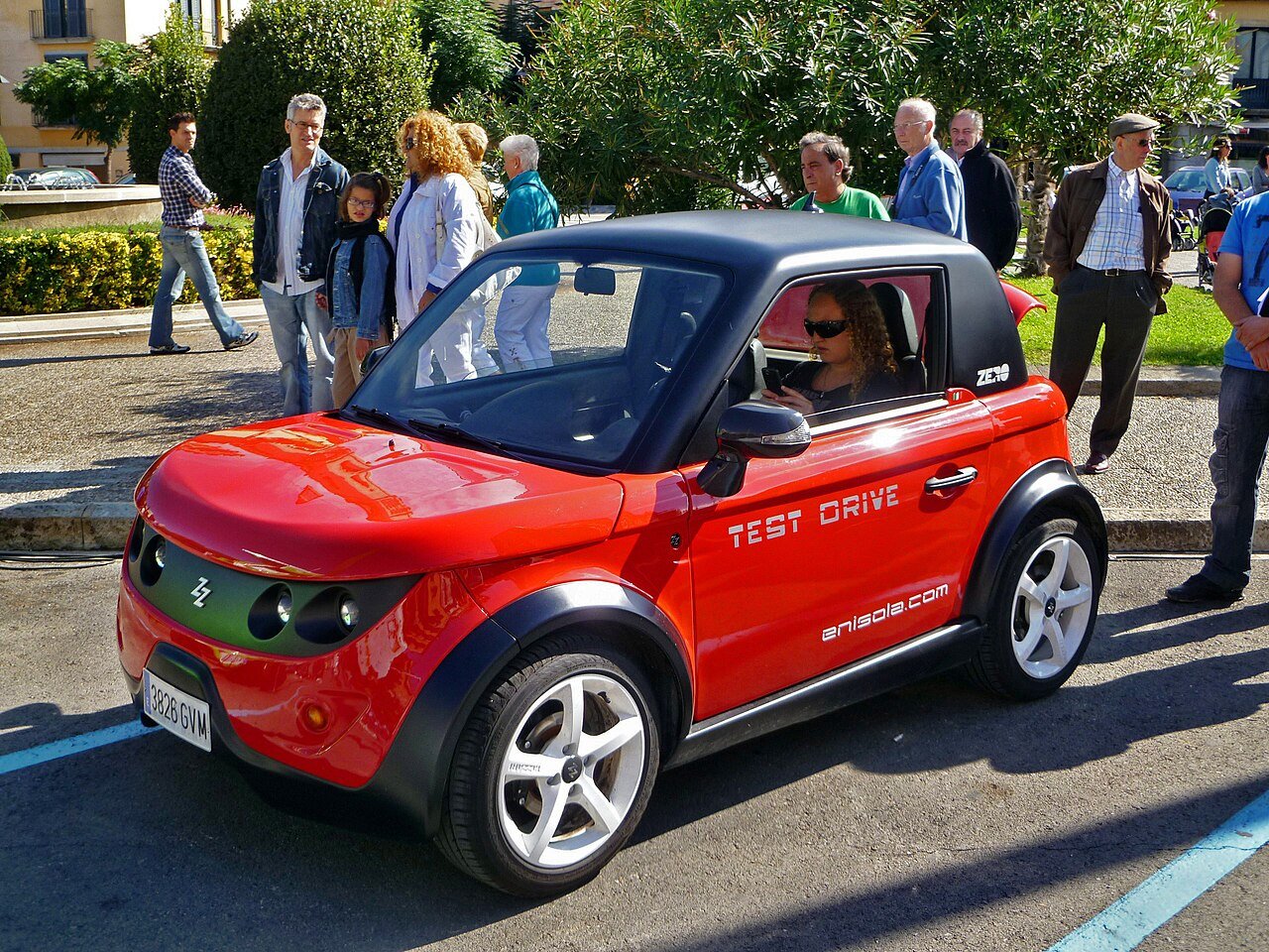 Tazzari Zero Хэтчбек (3 дв.)