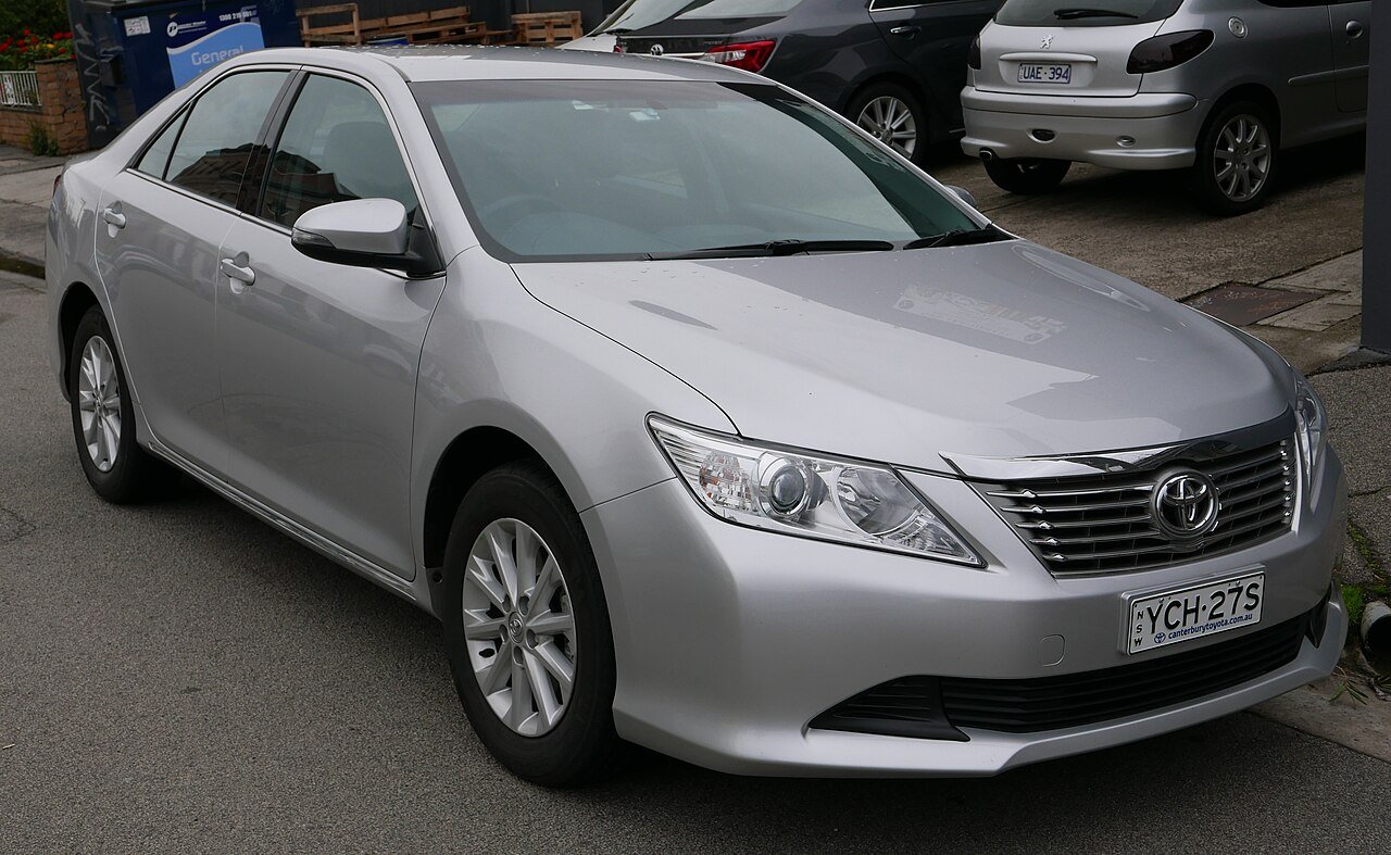 Toyota Aurion Седан