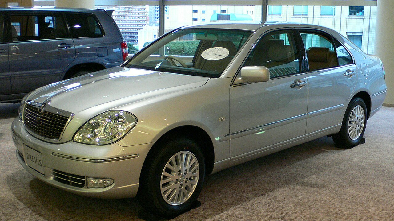 Toyota Brevis Седан