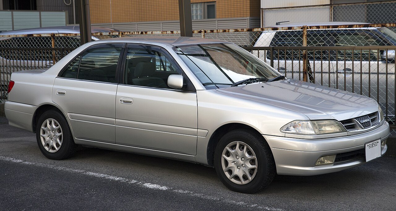 Toyota Carina Седан