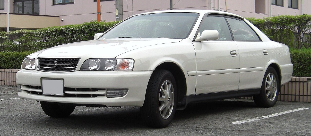 Toyota Chaser Седан