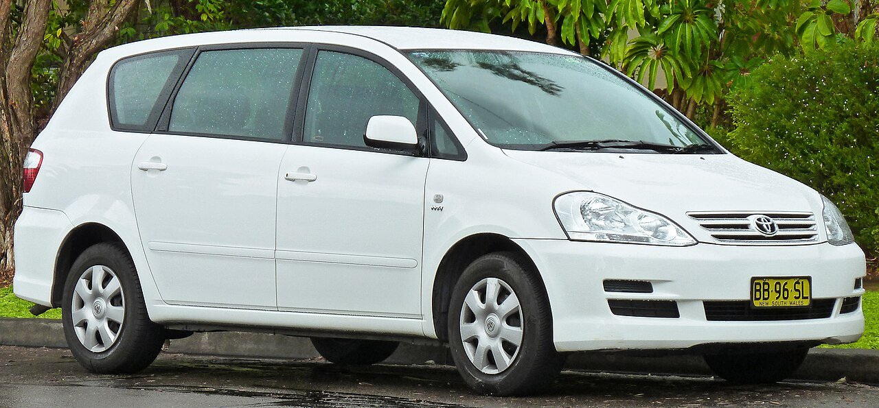 Toyota Ipsum Микровэн