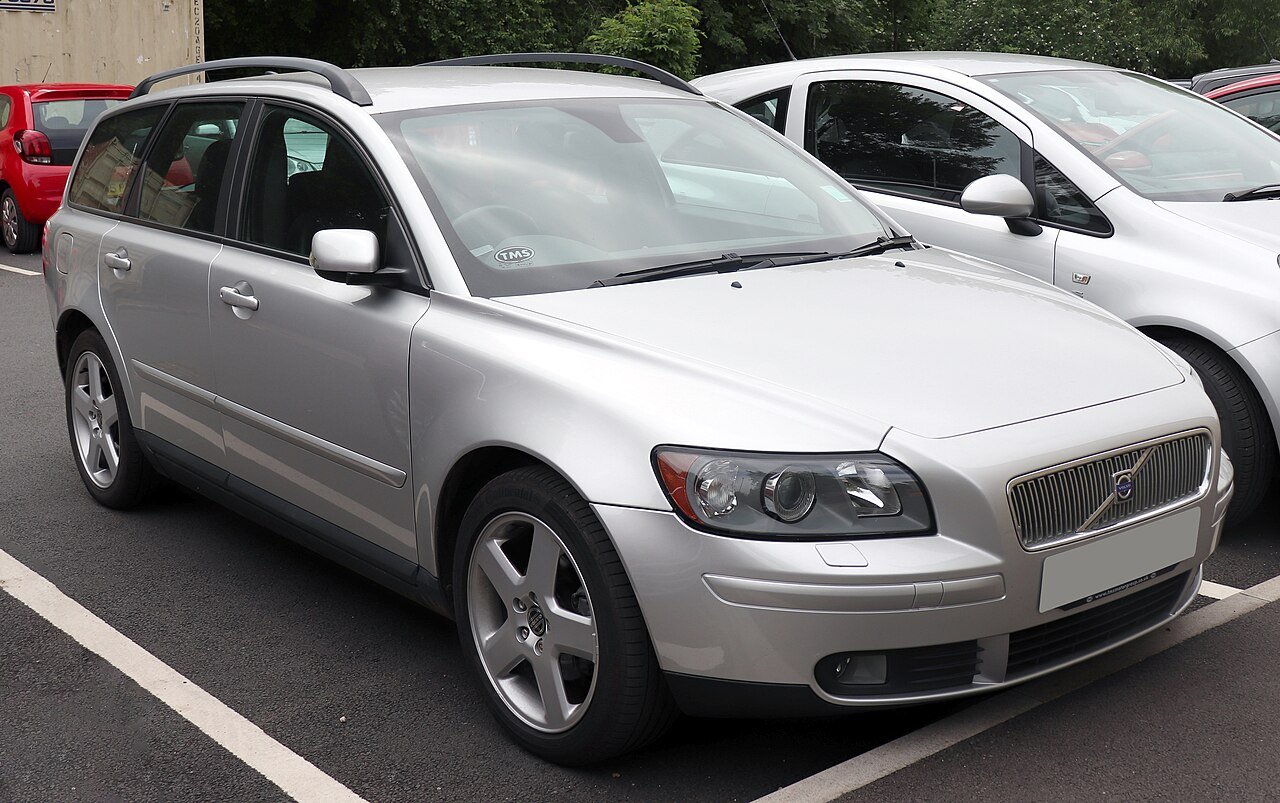 Volvo V50 Универсал (5 дв.)