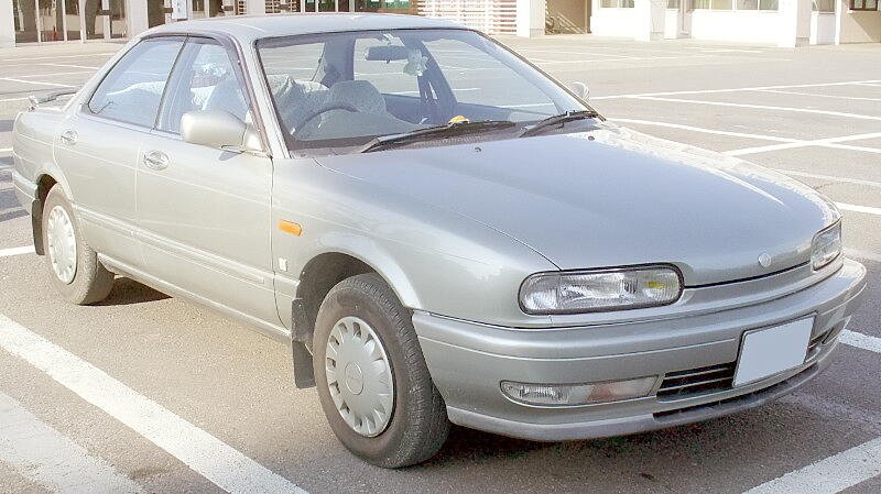 Nissan Presea Седан