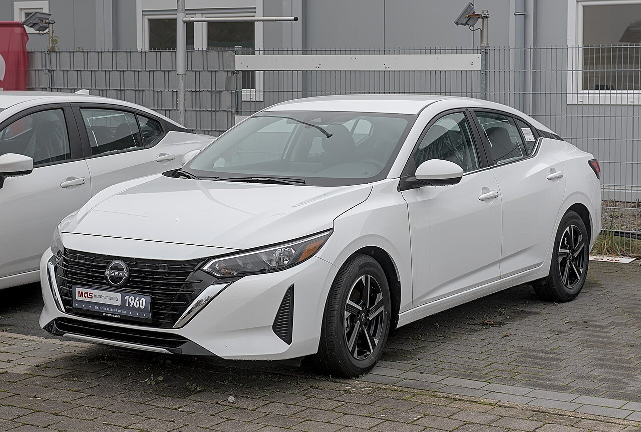 Nissan Sentra Седан