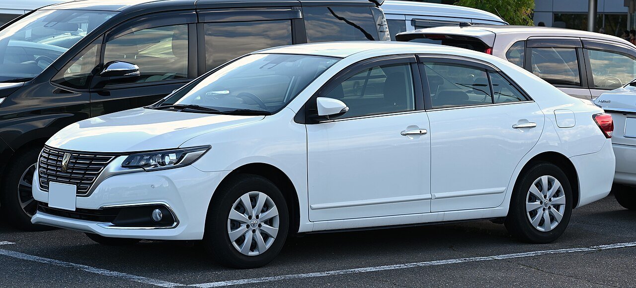Toyota Premio Седан