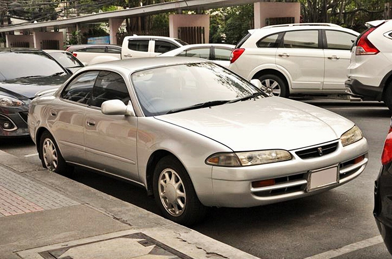 Toyota Sprinter Marino Седан