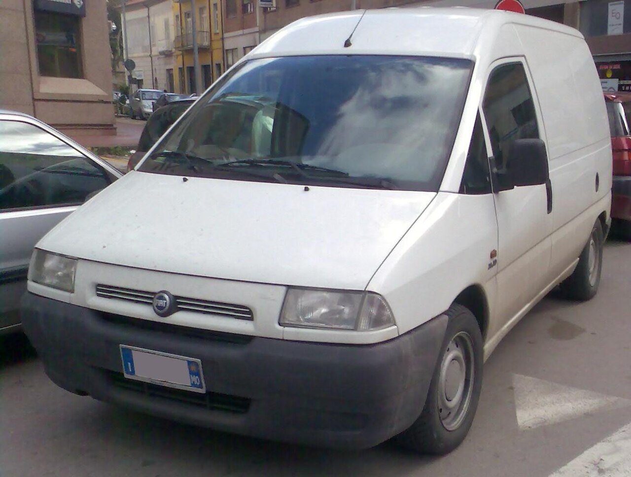 Fiat Scudo Микроавтобус (4 дв.)