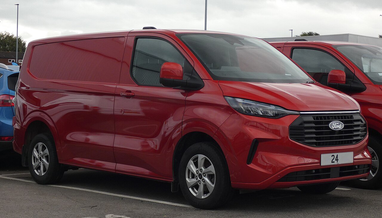 Ford Tourneo Custom Минивэн
