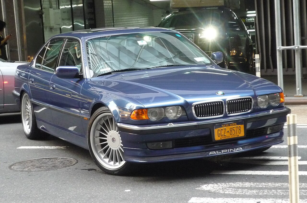 Alpina B12 Седан